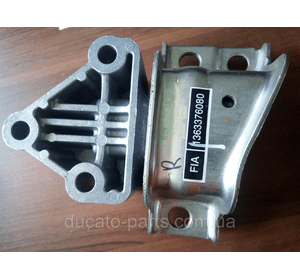 Подушка двигуна права Fiat Ducato 1363376080