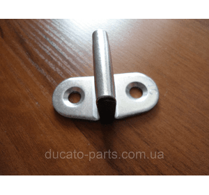 Скоба замка дверей (фіксатор) Fiat Ducato 51864555