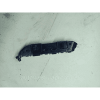 Кріплення переднього бампера праве Acura ILX 2013-2015 71193-TX6-A01