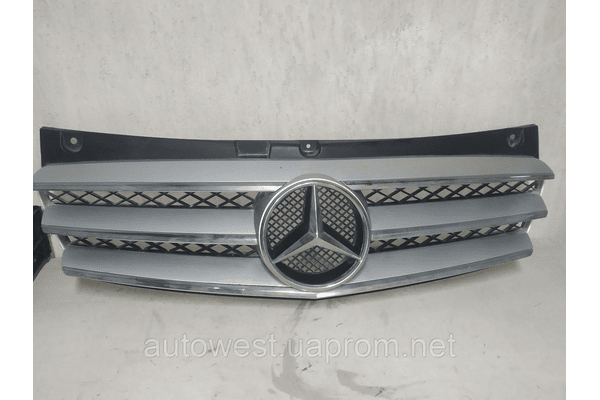 Решітка радіатора Mercedes Benz Viano Vito W639 A6398800083 - NaVolyni.com