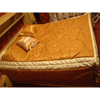 Пошиття покривал та подушок в спальню