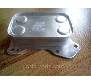 Теплообмінник (оливний охолоджувач) Fiat Doblo