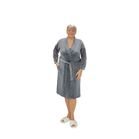 Жіночий велюровий халат на запах 52