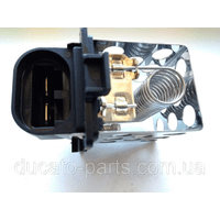 Резистор вентилятора охолодження (під кондиціонер) Рено Трафік/Renault Trafic