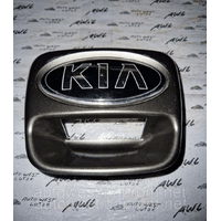 Ручка кришки багажника (двері 3/5-й задній) зовнішня Kia Picanto Soul  81720-1Y000