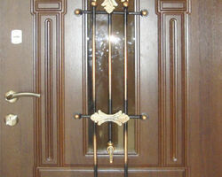 Вхідні металеві двері (зразок 103)