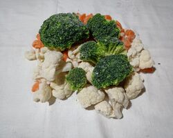 Суміш "Імператорська" ( морква порізана кружельцями, капуста брокколі, цвітна капуста)