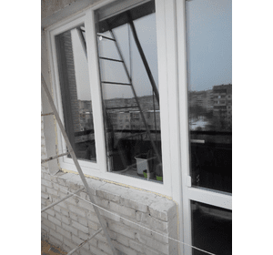 Вихід на балкон (двері + вікно) IQ Energy