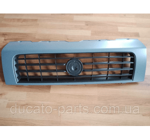 Решітка радіатора Fiat Ducato 1308067070