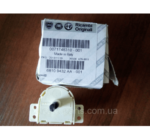 Резистор вентилятора пічки Фіат Добло/Fiat Doblo 71748310