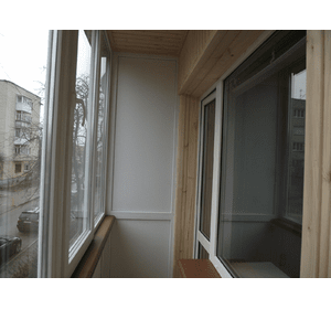 Французский Балкон з обшивкою