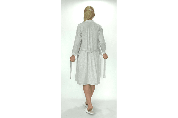 Трикотажний комплект у пологовий халат і нічна сорочка сірий із білим мереживом - NaVolyni.com